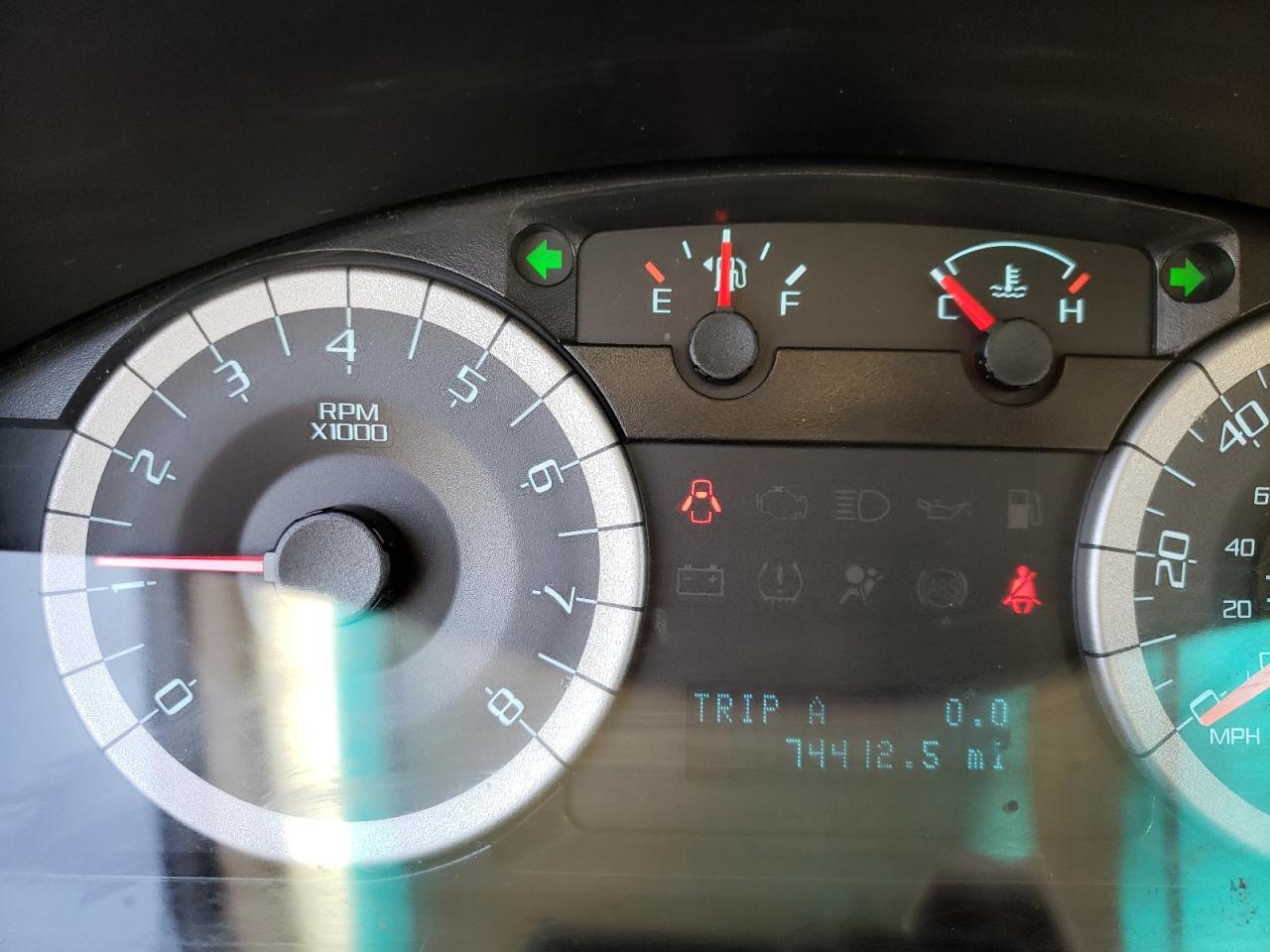 Photo 8 from auction – 2012 FORD ESCAPE LIM with VIN 1FMCU0EG2CKA47574