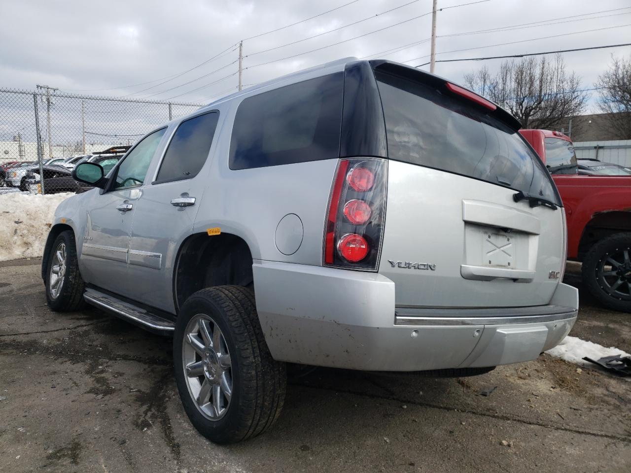Photo 3 from auction – 2013 GMC YUKON DENA with VIN 1GKS2EEF9DR354909