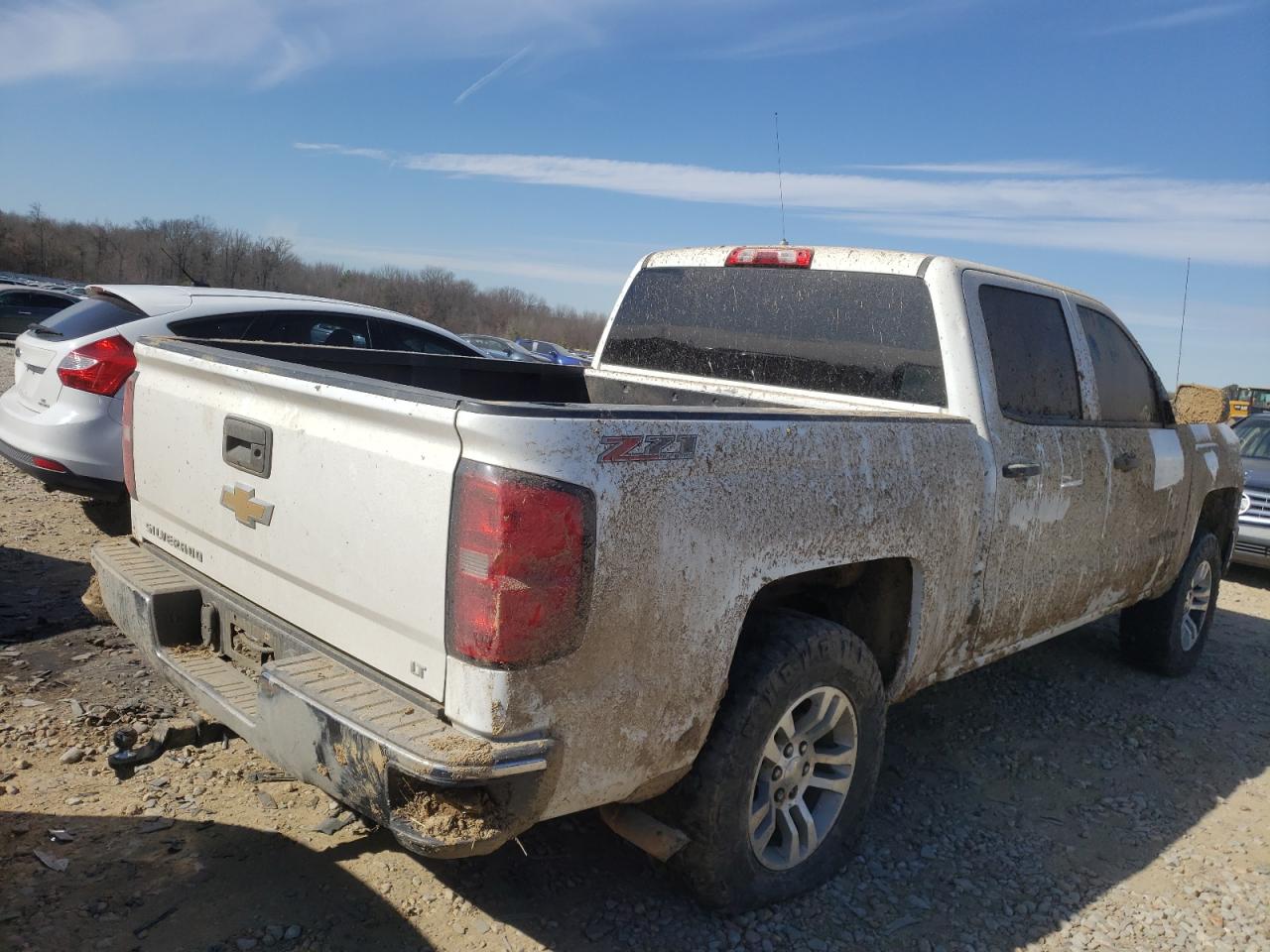 Photo 4 from auction – 2014 CHEVROLET SILVERADO with VIN 3GCUKREC1EG246285