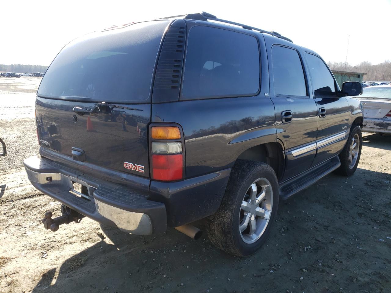 Photo 4 from auction – 2005 GMC YUKON with VIN 1GKEC13TX5J160983