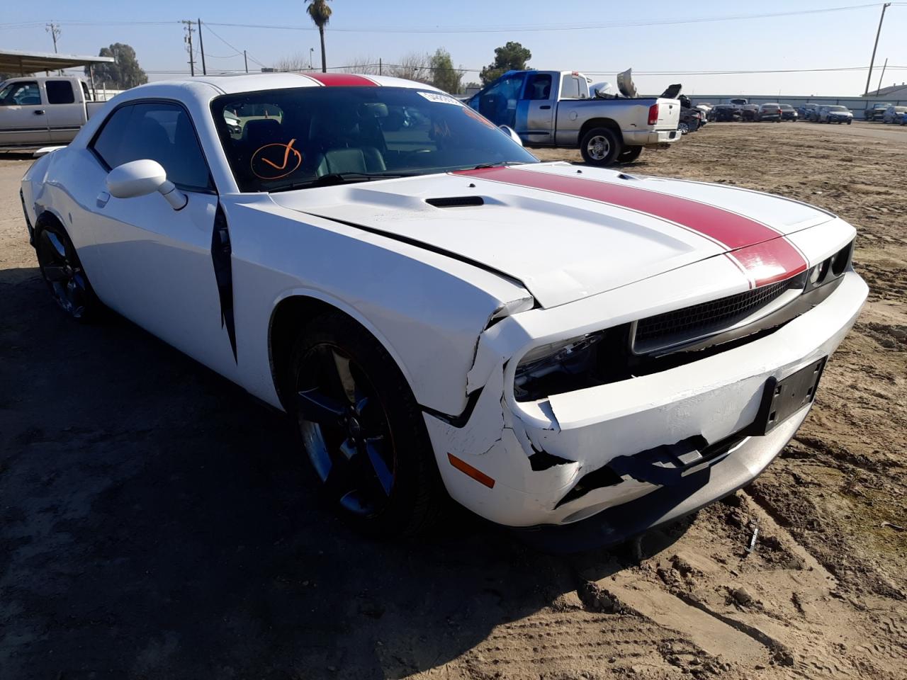 DODGE CHALLENGER 2014 with VIN 2C3CDYAG2EH299493 - Photo from auction