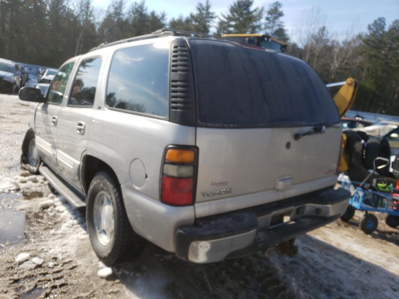 Photo 3 from auction – 2005 GMC YUKON with VIN 1GKEK13T75J221600