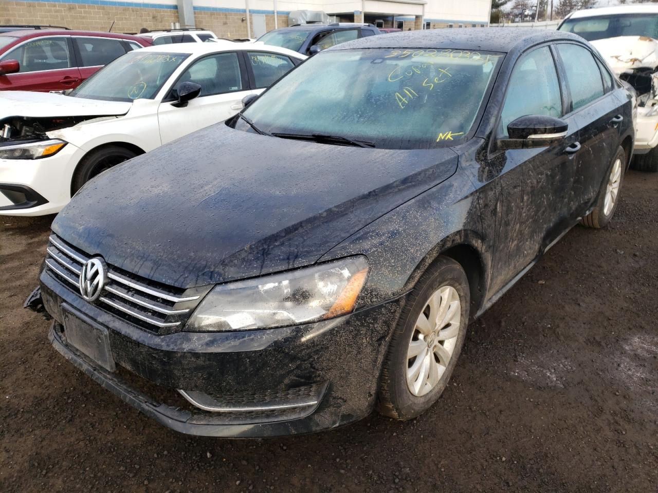 Photo 2 from auction – 2013 VOLKSWAGEN PASSAT S with VIN 1VWAP7A33DC062527