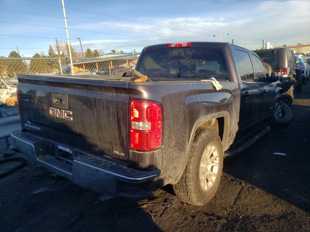 Photo 4 from auction – 2015 GMC SIERRA K15 with VIN 3GTU2UEC8FG486647