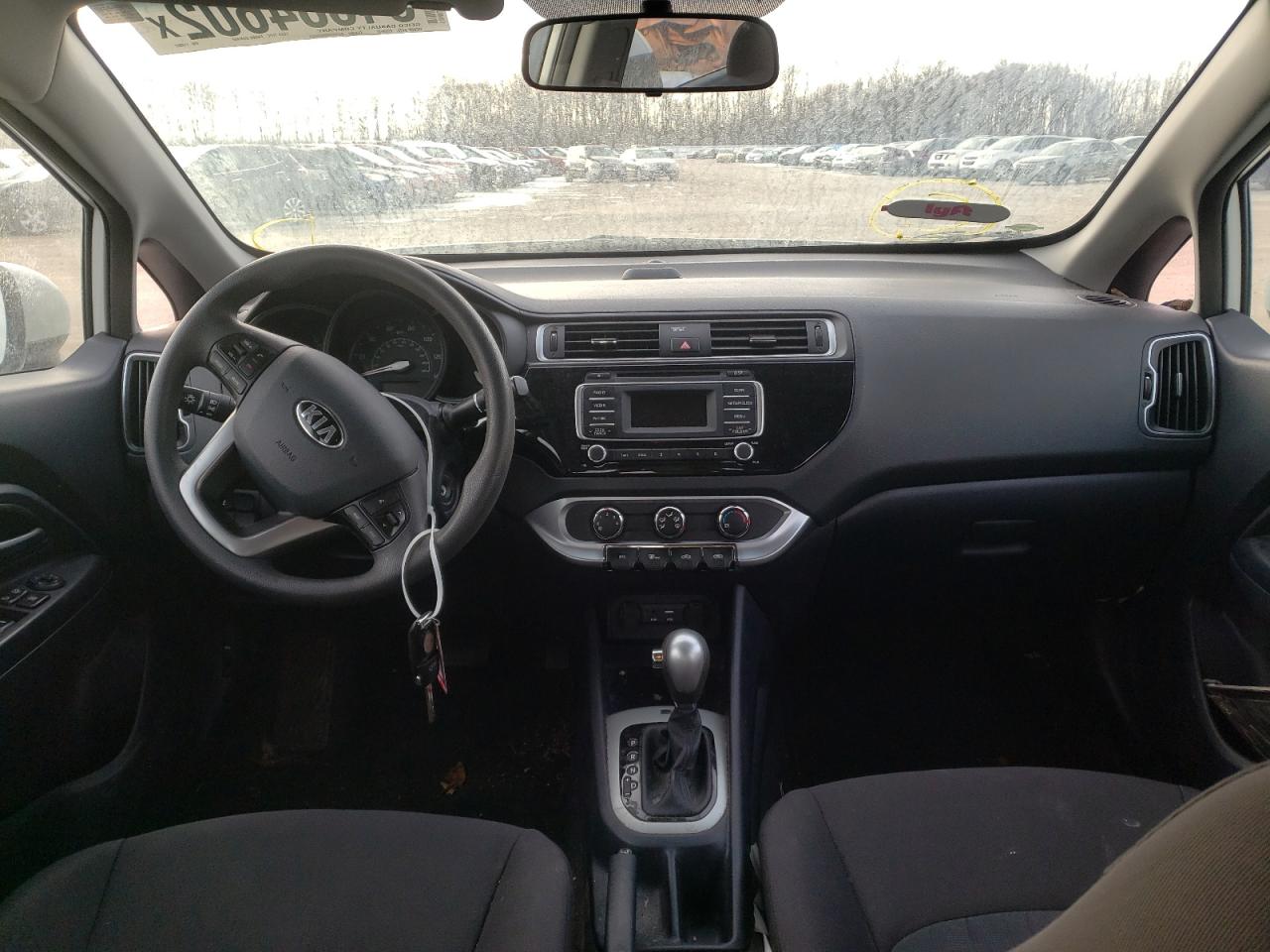 Photo 9 from auction – 2017 KIA RIO LX with VIN KNADM4A39H6113862