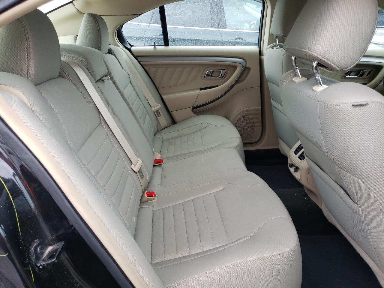 Photo 6 from auction – 2015 FORD TAURUS SE with VIN 1FAHP2D85FG130243