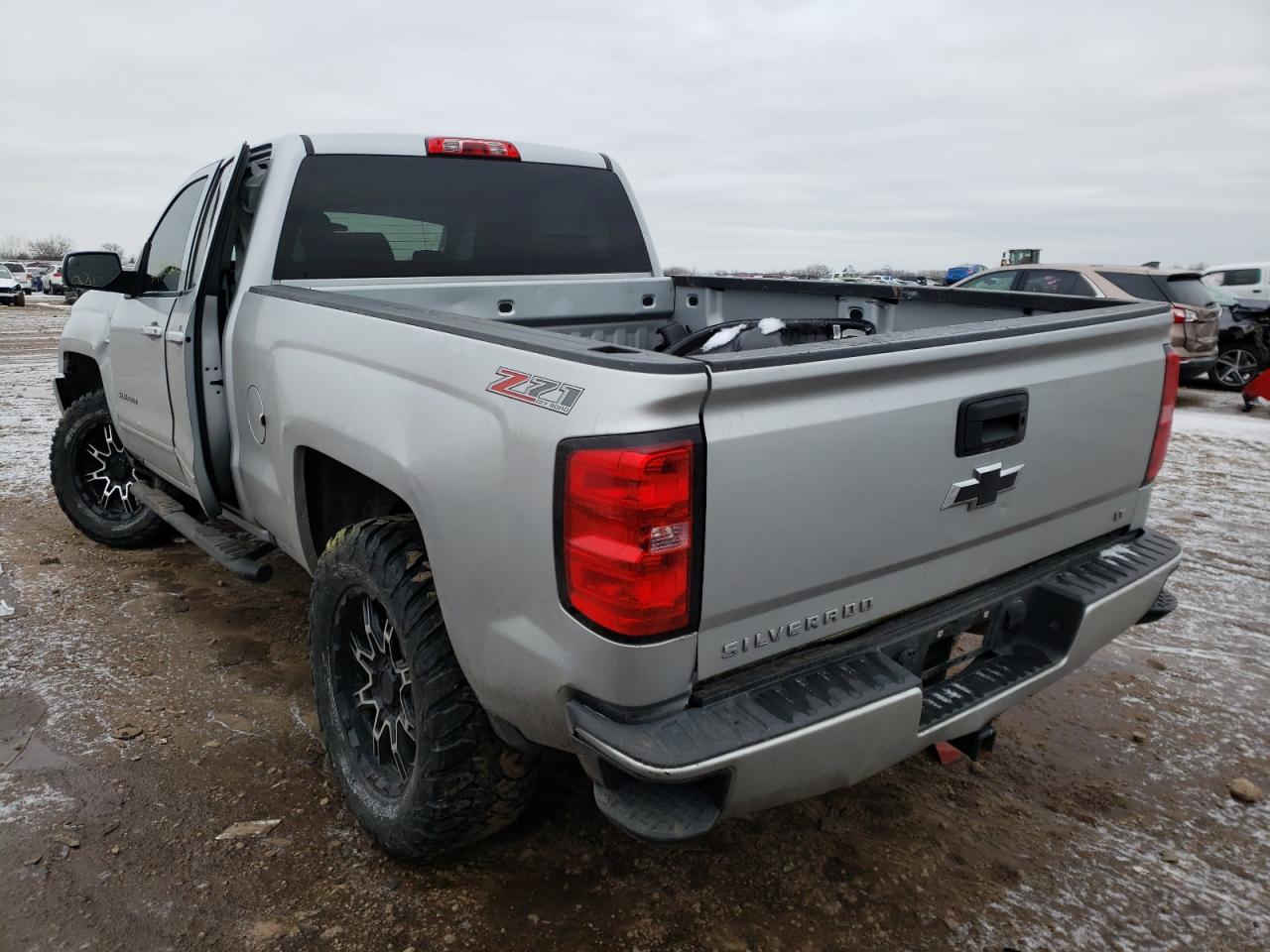 Photo 3 from auction – 2016 CHEVROLET SILVERADO with VIN 1GCVKREC5GZ388713