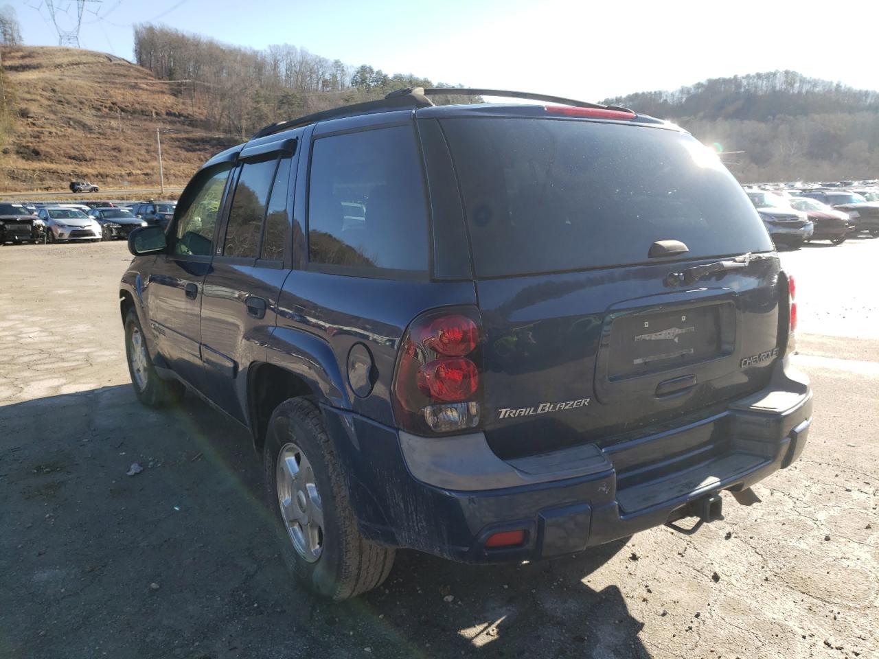 Photo 3 from auction – 2002 CHEVROLET TRAILBLAZE with VIN 1GNDS13S822491530