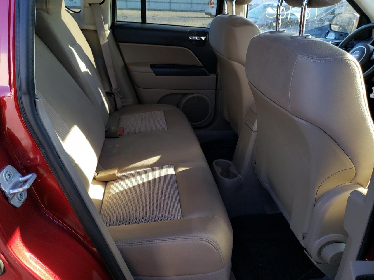 Photo 6 from auction – 2012 JEEP COMPASS LA with VIN 1C4NJDEB8CD572550