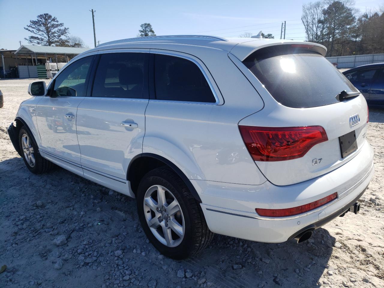 Photo 3 from auction – 2015 AUDI Q7 PREMIUM with VIN WA1LGAFE9FD033138