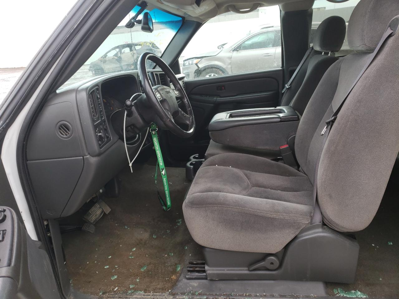 Photo 5 from auction – 2006 GMC NEW SIERRA with VIN 1GTEK19B96Z239240