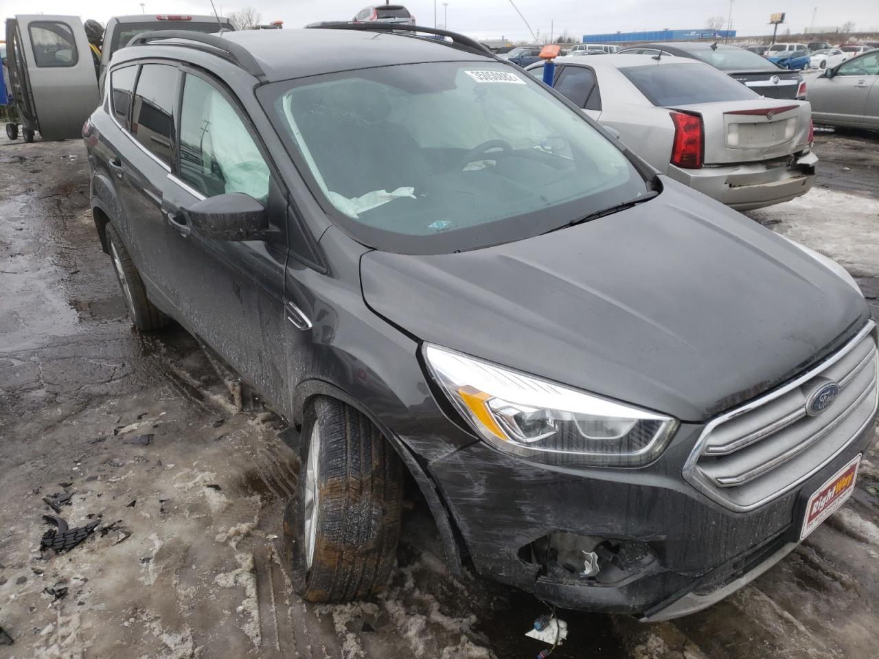 FORD ESCAPE SE 2017 with VIN 1FMCU9GD5HUC55810 - Photo from auction