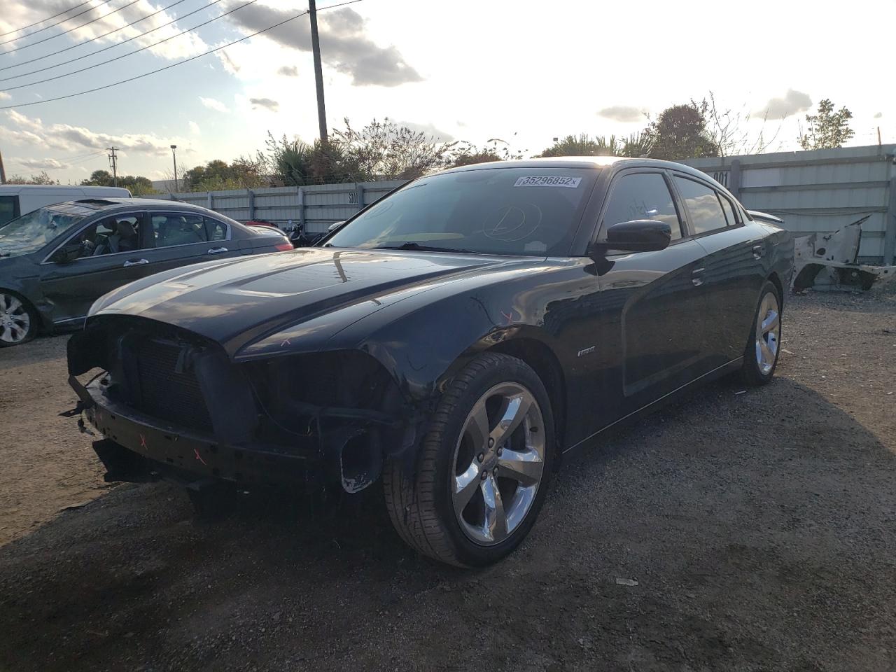 Photo 2 from auction – 2014 DODGE CHARGER R/ with VIN 2C3CDXCT3EH102254