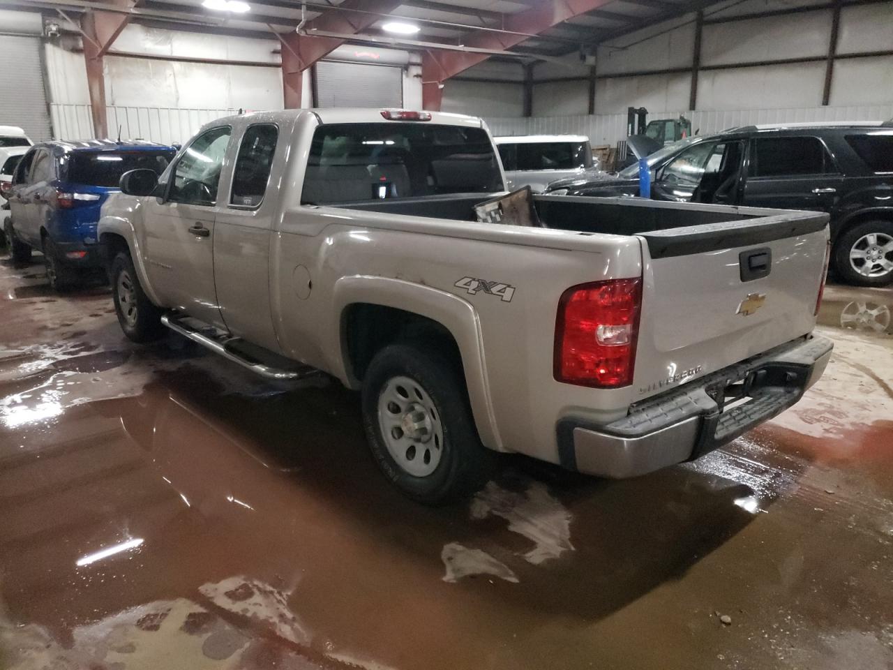 Photo 3 from auction – 2007 CHEVROLET SILVERADO with VIN 1GCEK19C57Z570858