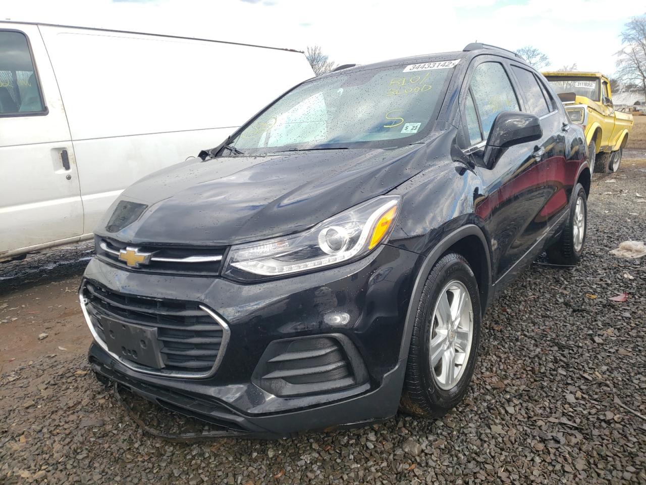 Photo 2 from auction – 2018 CHEVROLET TRAX 1LT with VIN 3GNCJLSB0JL325172