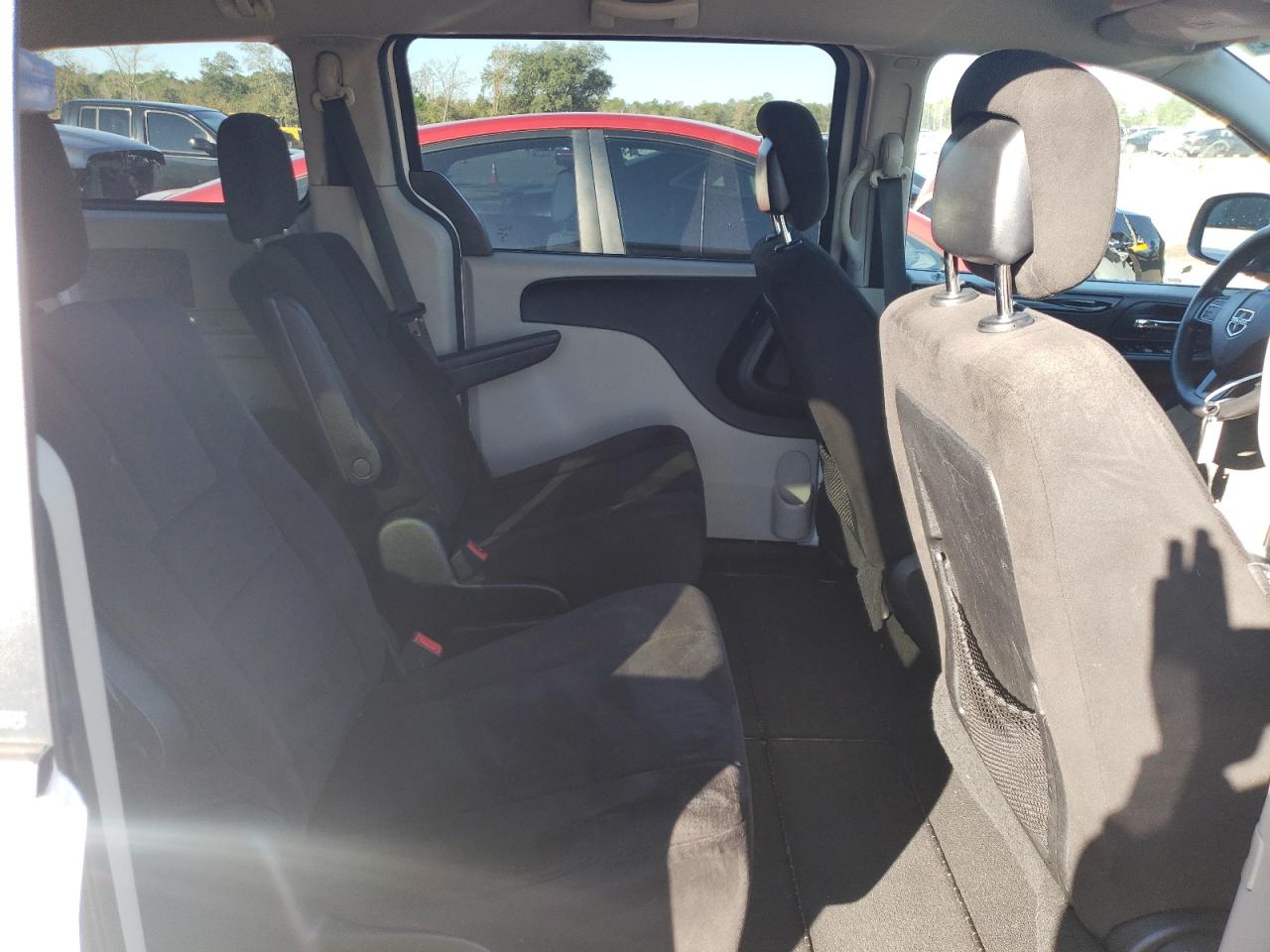 Photo 6 from auction – 2013 DODGE GRAND CARA with VIN 2C4RDGCG6DR651352