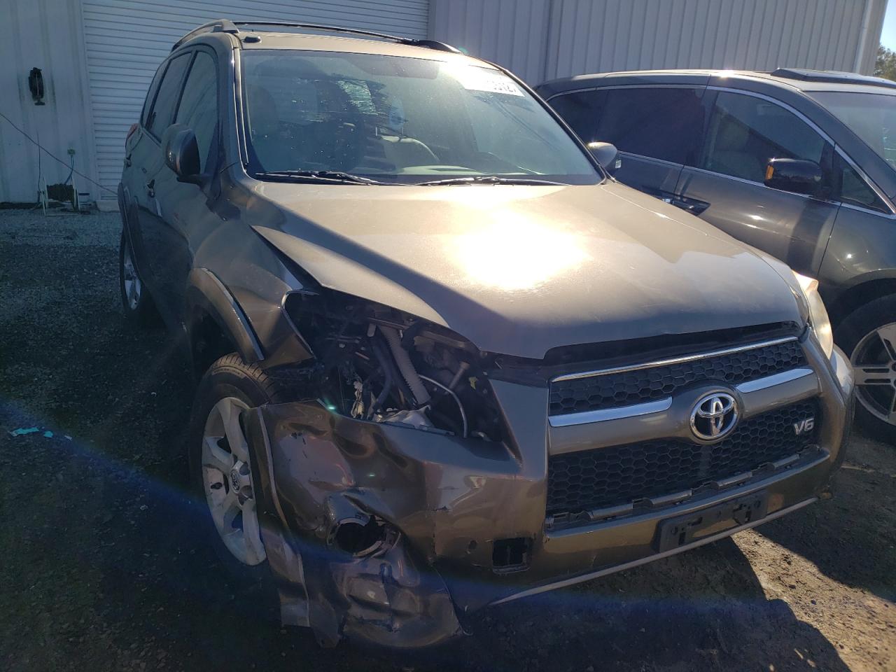 Photo 9 from auction – 2010 TOYOTA RAV4 LIMIT with VIN 2T3YK4DV6AW006280