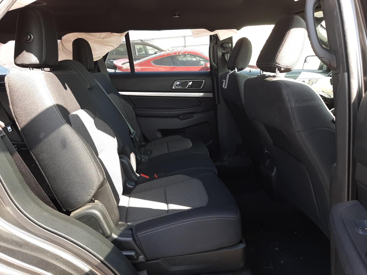 Photo 6 from auction – 2018 FORD EXPLORER X with VIN 1FM5K7DH8JGB44859