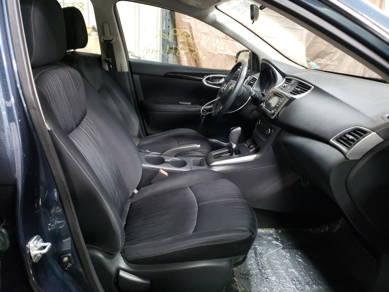 Photo 5 from auction – 2016 NISSAN SENTRA with VIN 3N1AB7AP5GY225214