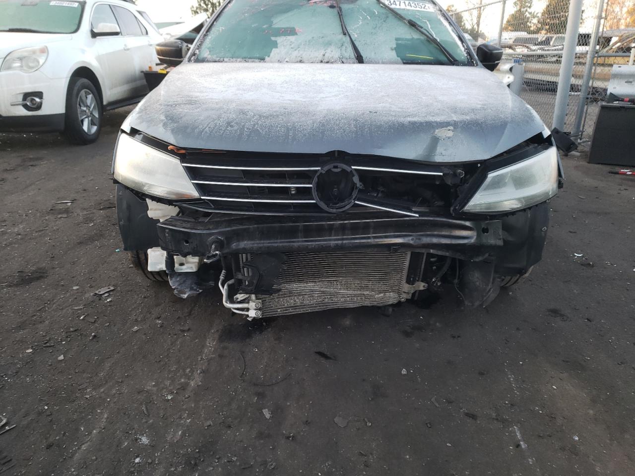 Photo 9 from auction – 2015 VOLKSWAGEN JETTA BASE with VIN 3VW2K7AJ4FM209635