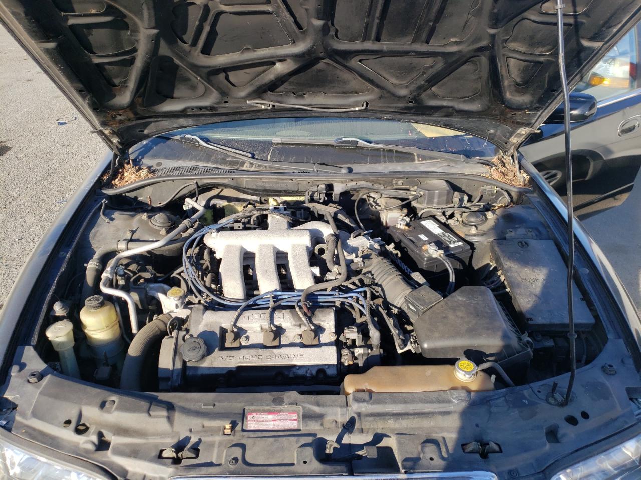 Photo 11 from auction – 1998 MAZDA MILLENIA with VIN JM1TA2218W1415856