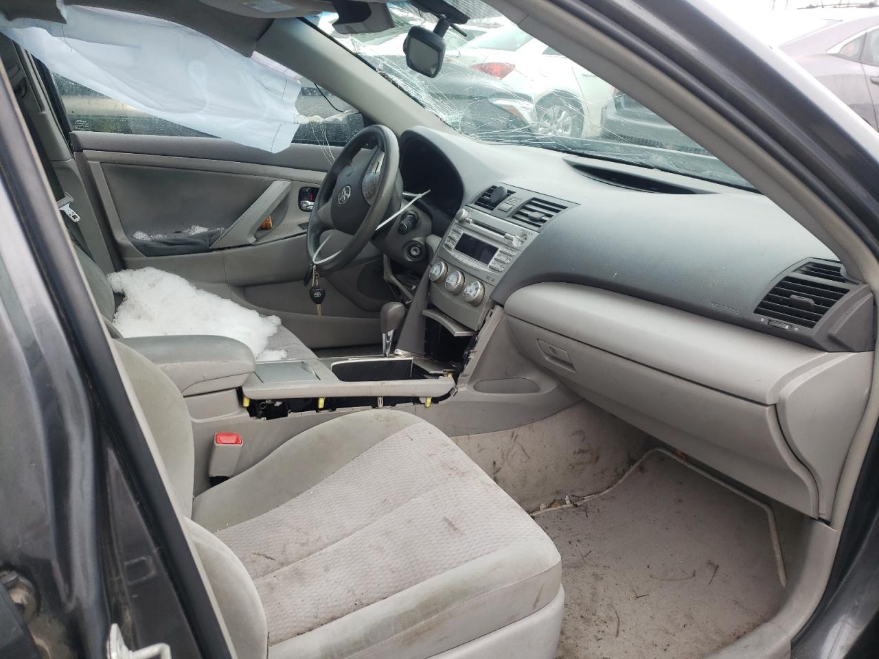 Photo 5 from auction – 2010 TOYOTA CAMRY BASE with VIN 4T1BF3EK2AU102392