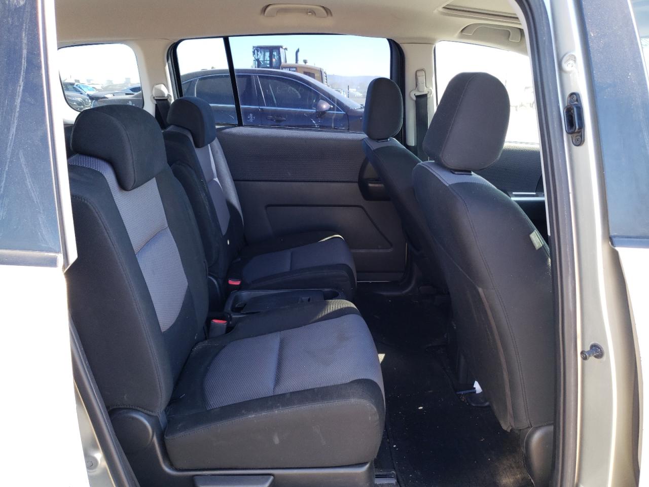 Photo 6 from auction – 2007 MAZDA 5 with VIN JM1CR29L070151457