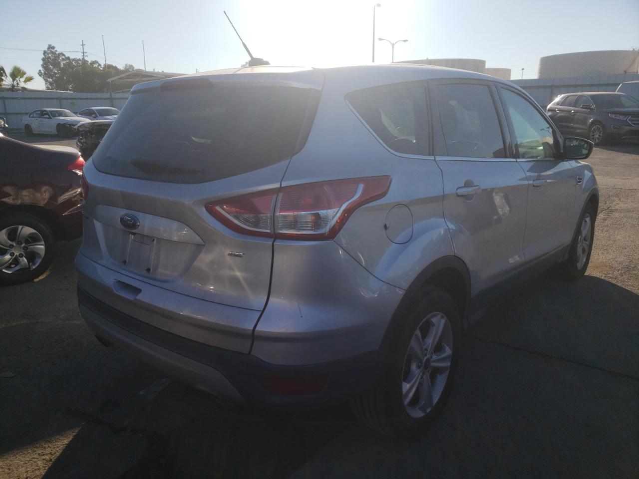 Photo 4 from auction – 2015 FORD ESCAPE SE with VIN 1FMCU0G74FUB63302