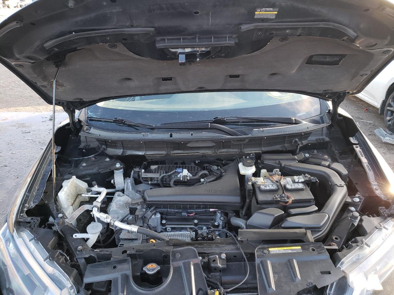 Photo 7 from auction – 2018 NISSAN ROGUE S with VIN 5N1AT2MV3JC765101