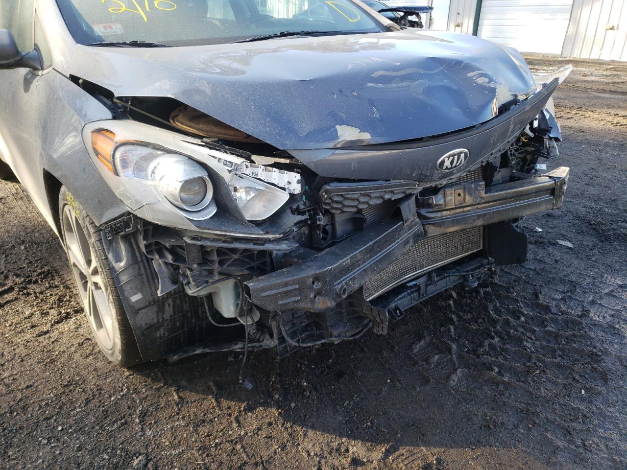 Photo 9 from auction – 2014 KIA FORTE EX with VIN KNAFZ4A86E5174495