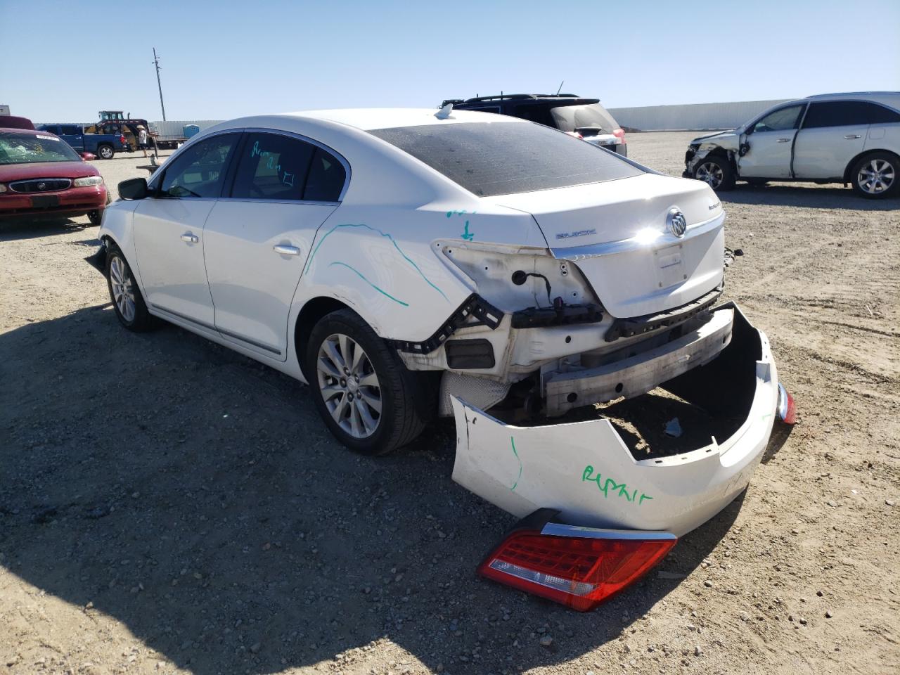Photo 3 from auction – 2014 BUICK LACROSSE with VIN 1G4GA5GR5EF151784