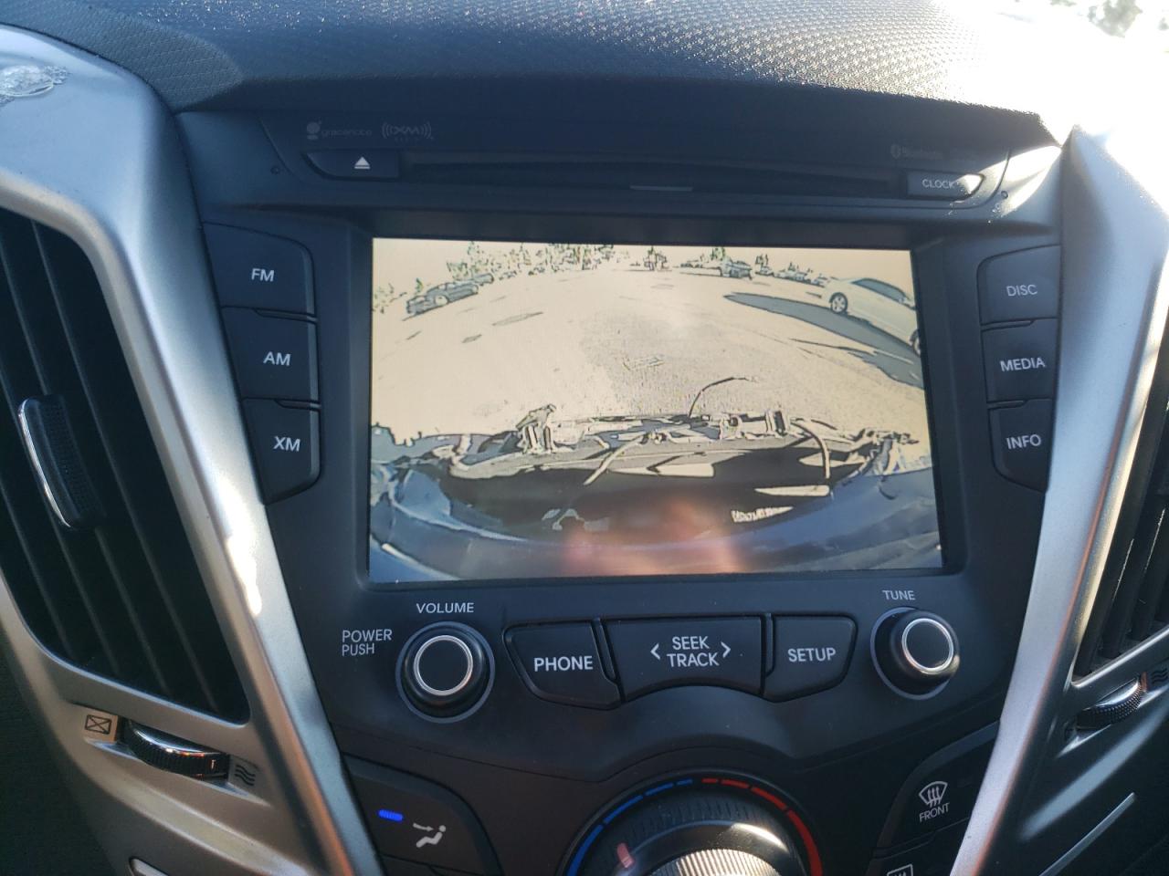 Photo 9 from auction – 2016 HYUNDAI VELOSTER with VIN KMHTC6AD5GU287567