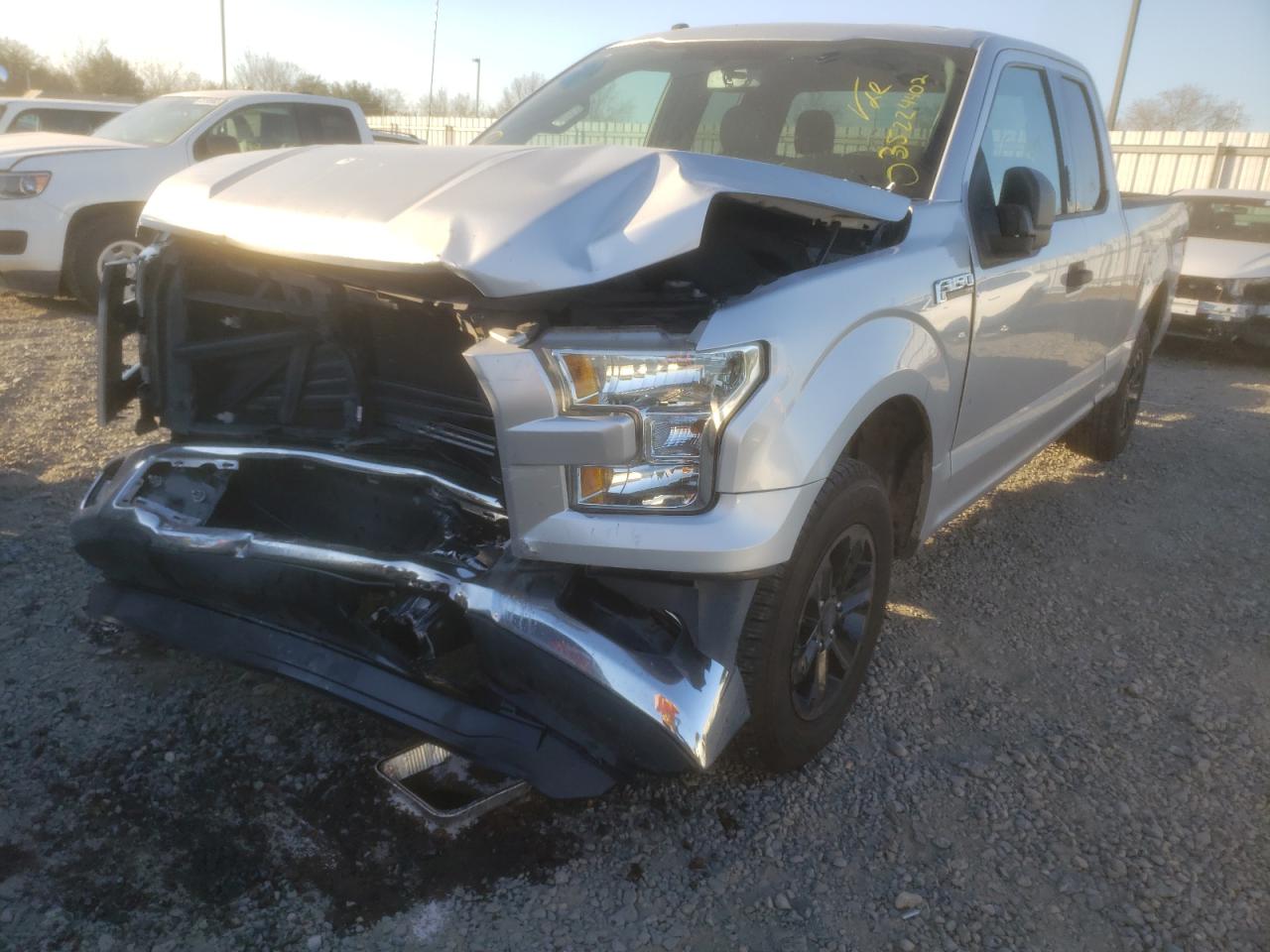 Photo 2 from auction – 2016 FORD F150 SUPER with VIN 1FTEX1C85GKE78759