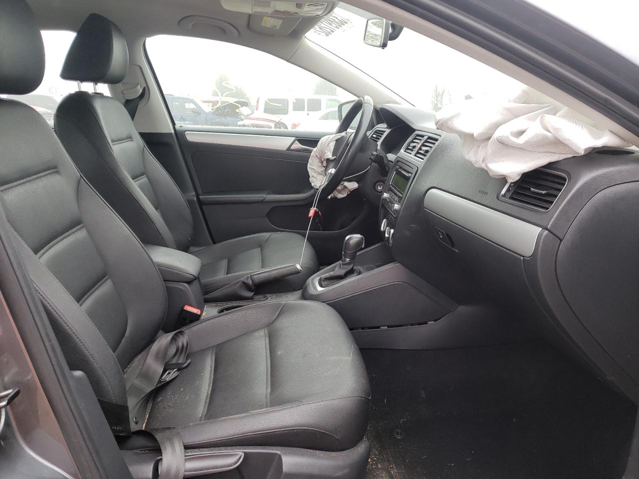 Photo 5 from auction – 2012 VOLKSWAGEN JETTA TDI with VIN 3VWLL7AJ1CM349770