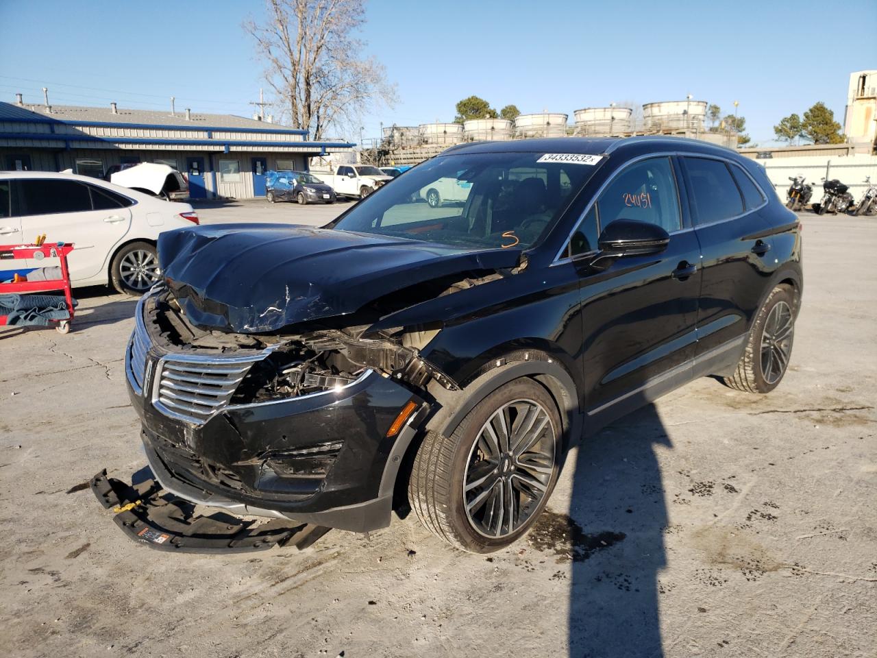 Photo 2 from auction – 2018 LINCOLN MKC RESERV with VIN 5LMTJ3DHXJUL15144