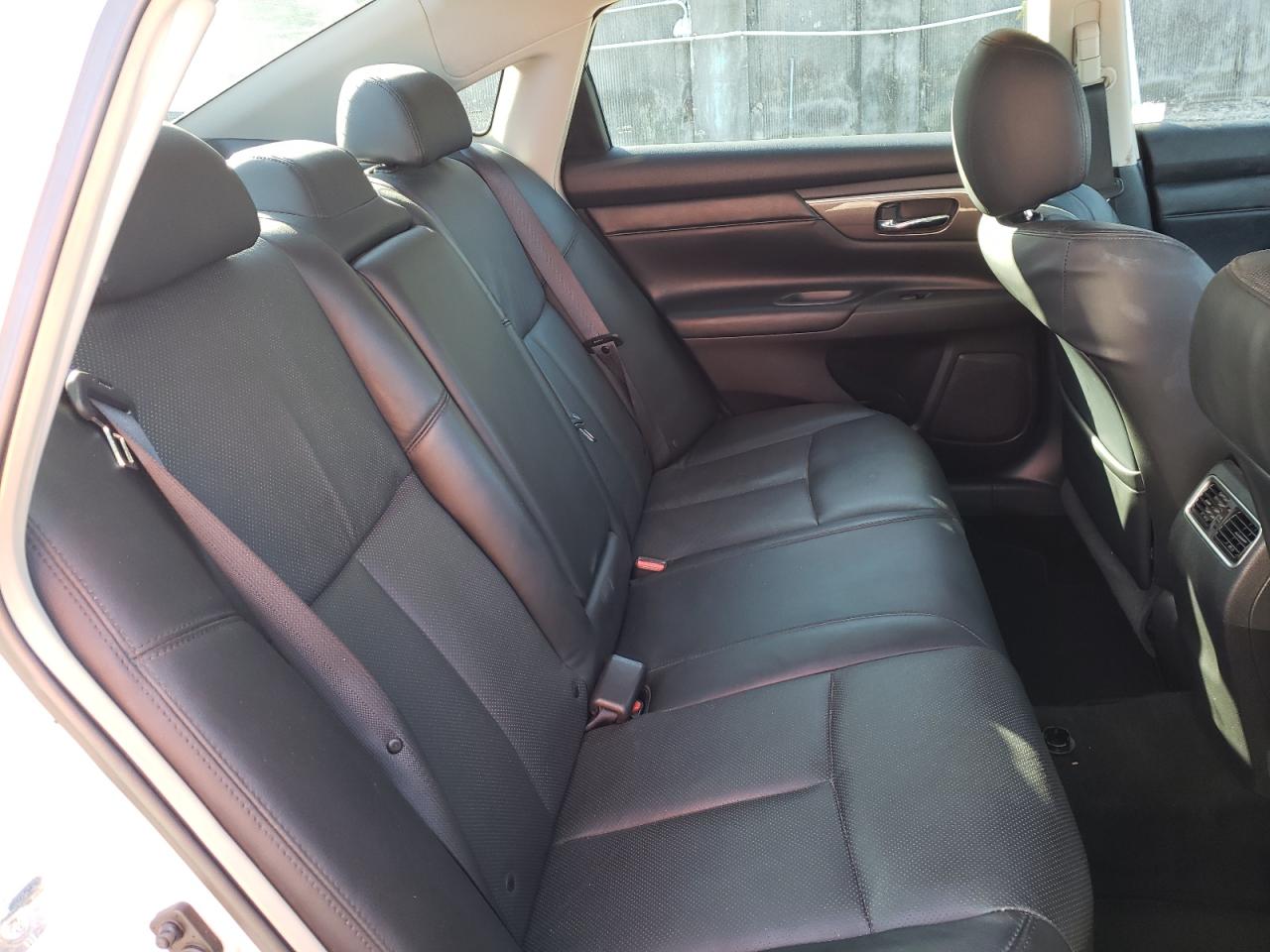 Photo 6 from auction – 2013 NISSAN ALTIMA 3.5 with VIN 1N4BL3AP5DC112610