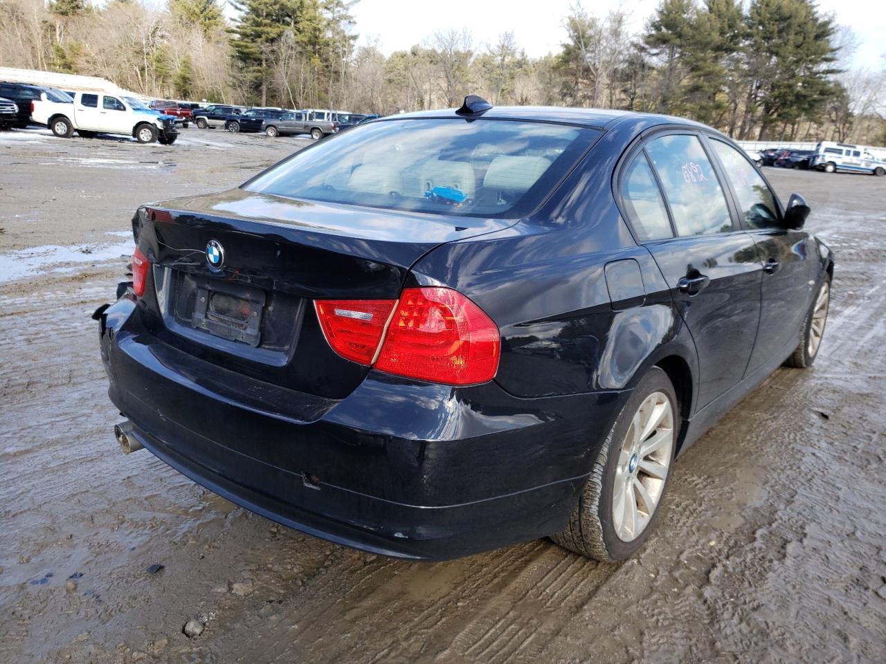 Photo 4 from auction – 2011 BMW 328 XI SUL with VIN WBAPK5C58BF125211