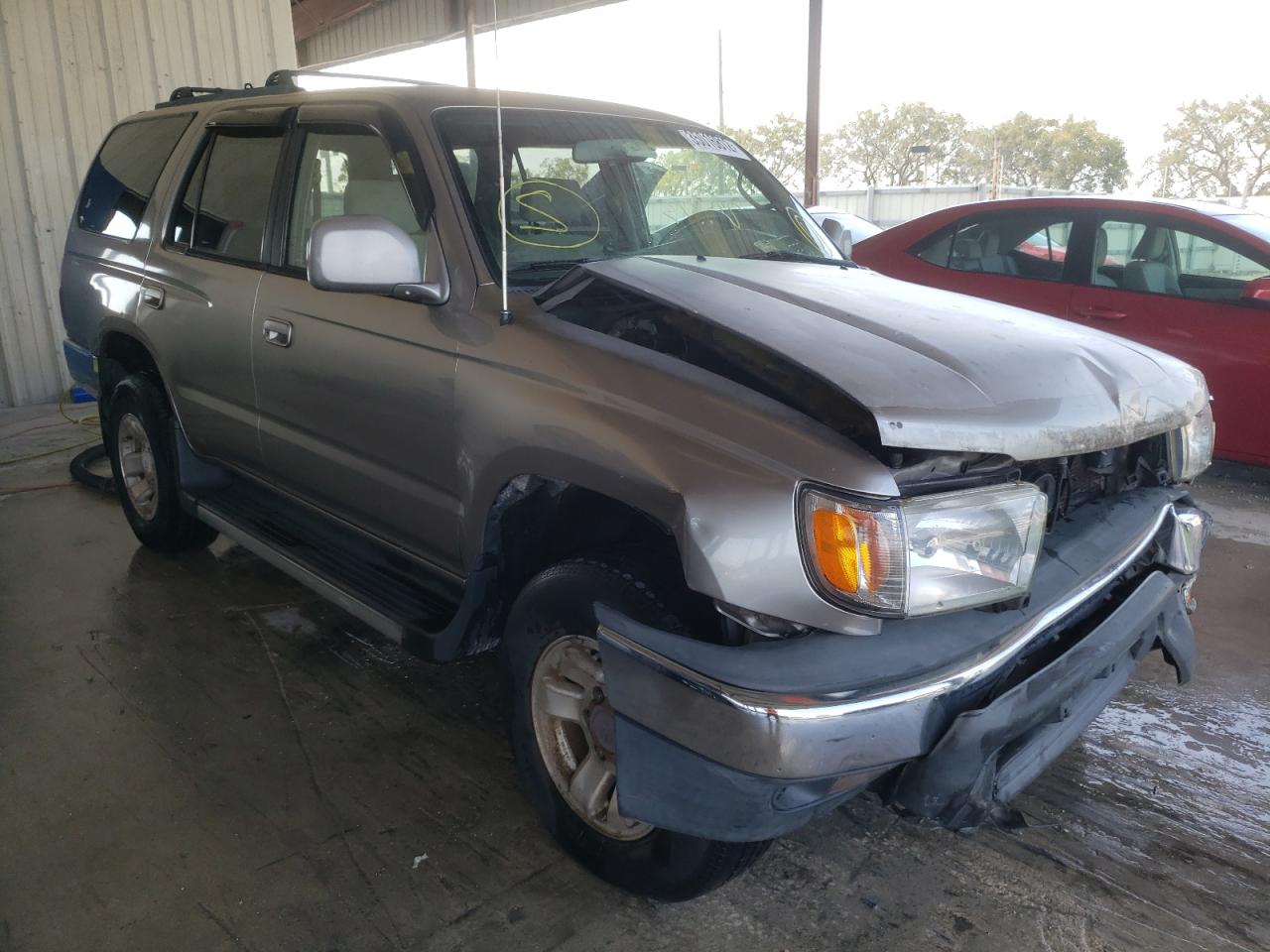 TOYOTA 4RUNNER SR 2002 with VIN JT3GN86R420254368 - Photo from auction