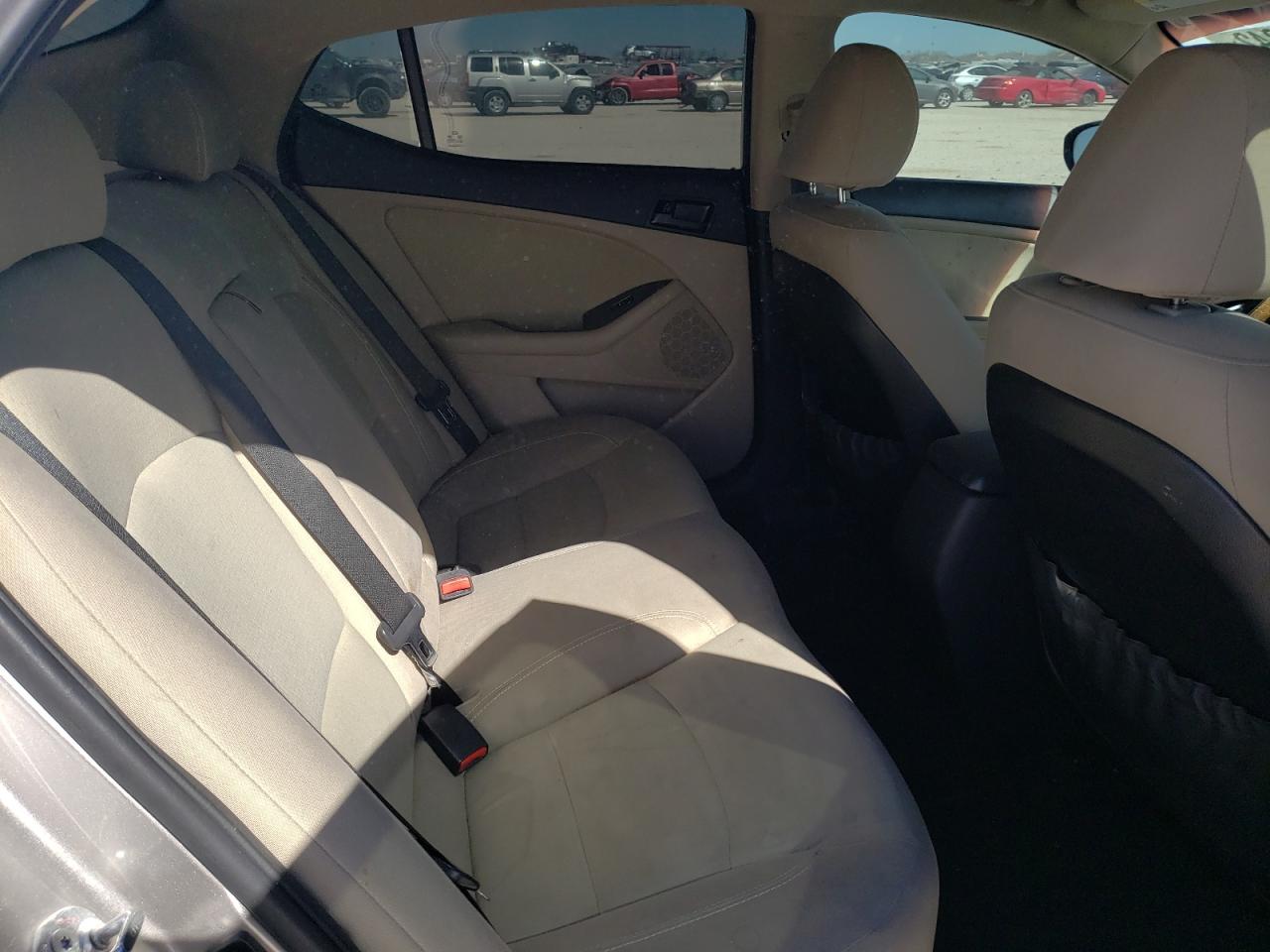 Photo 6 from auction – 2013 KIA OPTIMA LX with VIN 5XXGM4A72DG204065