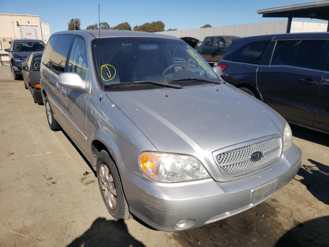 KIA SEDONA EX 2005 with VIN KNDUP132456761599 - Photo from auction