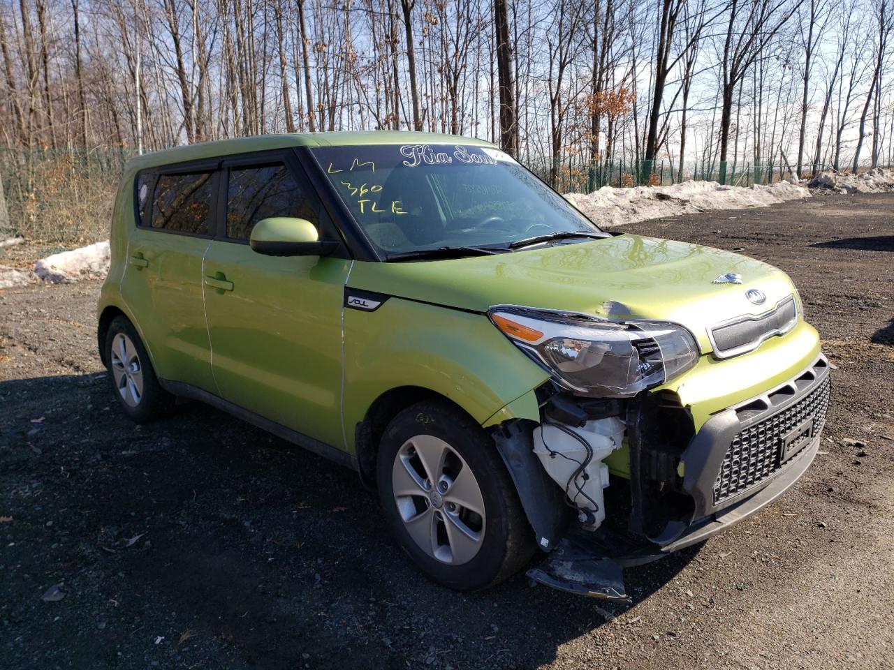 KIA SOUL 2016 with VIN KNDJN2A2XG7820332 - Photo from auction