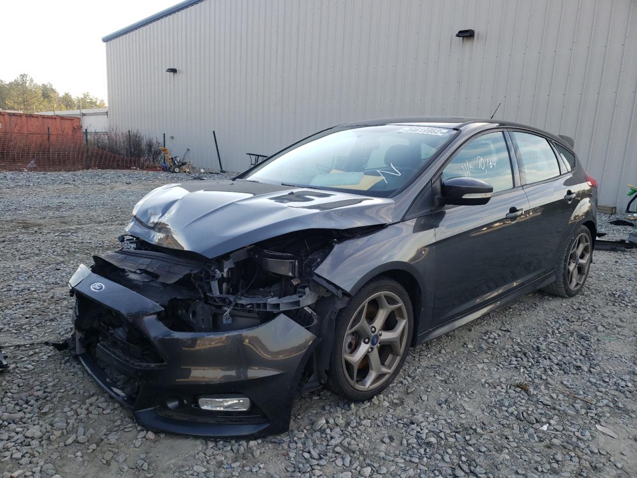Photo 2 from auction – 2018 FORD FOCUS ST with VIN 1FADP3L93JL284531