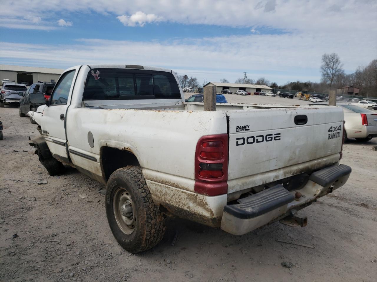 Photo 3 from auction – 1998 DODGE RAM 1500 with VIN 1B7HF16Y5WS725207