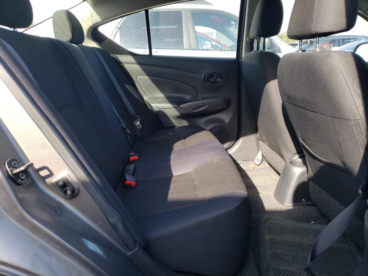 Photo 6 from auction – 2012 NISSAN VERSA S with VIN 3N1CN7AP9CL820817