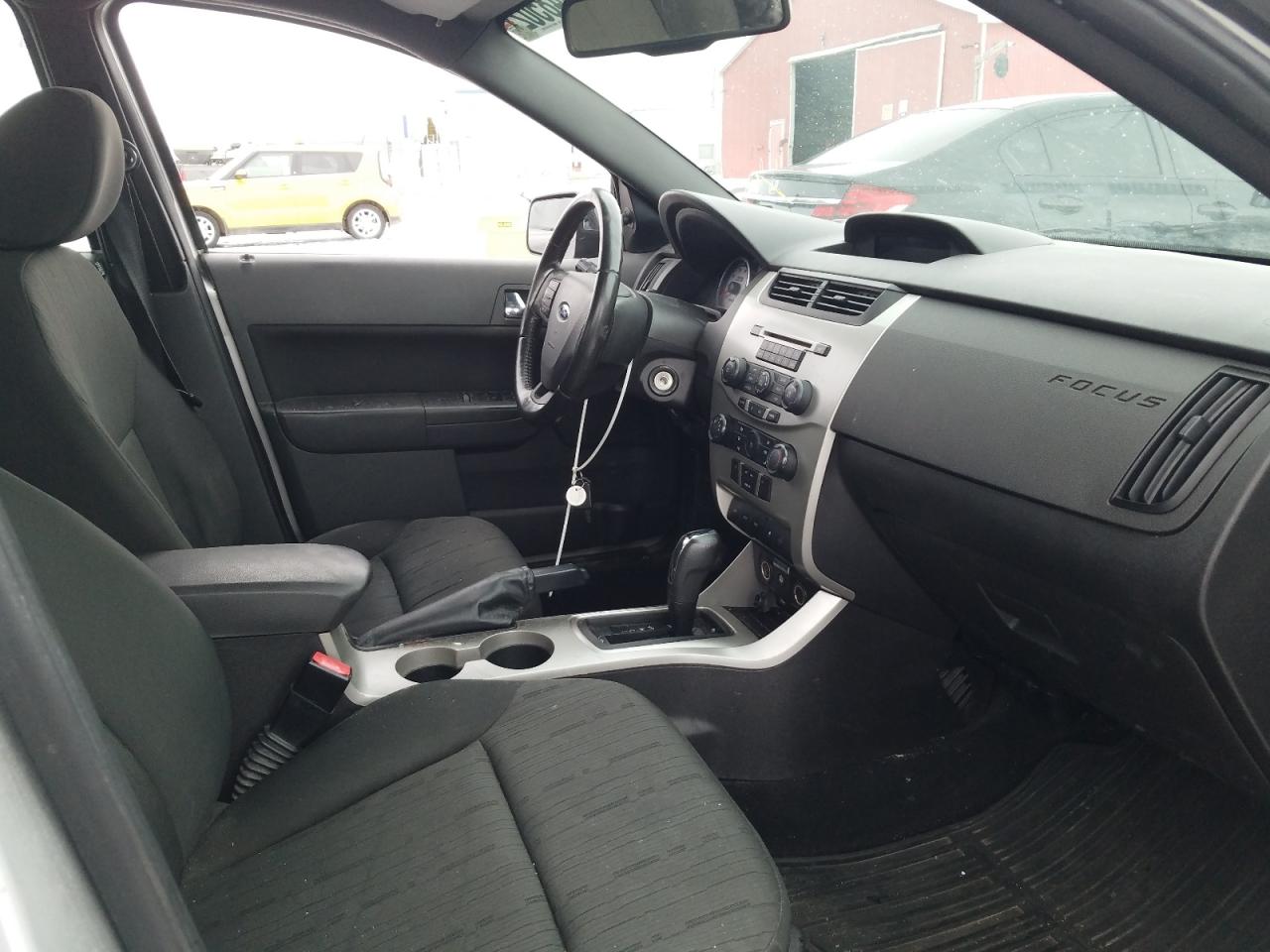 Photo 5 from auction – 2010 FORD FOCUS SE with VIN 1FAHP3FN3AW179206