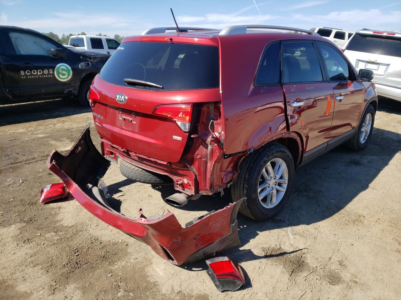 Photo 4 from auction – 2014 KIA SORENTO LX with VIN 5XYKT4A71EG460286