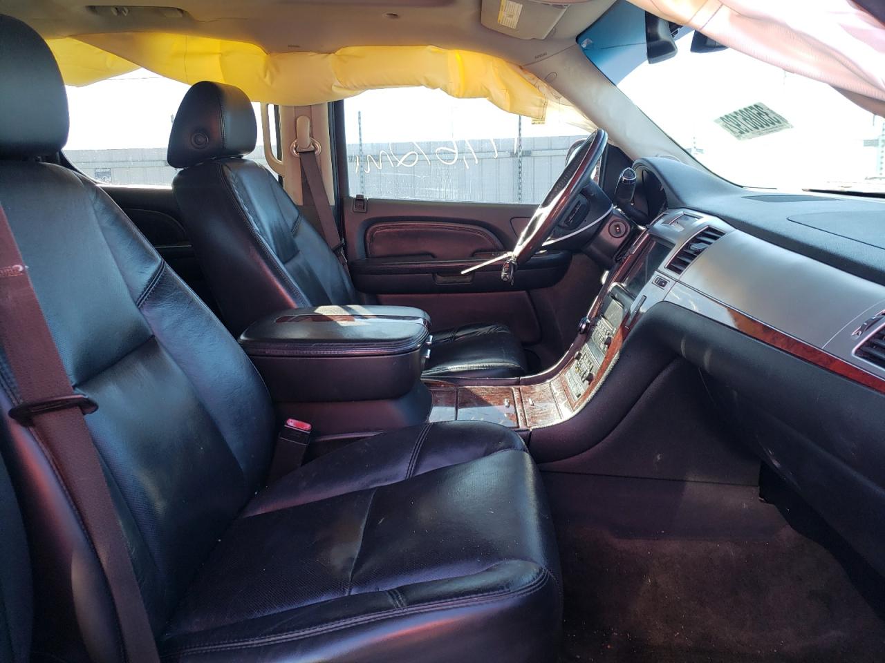 Photo 5 from auction – 2007 CADILLAC ESCALADE E with VIN 1GYFK66867R399713
