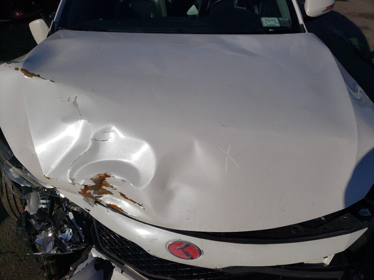 Photo 7 from auction – 2011 KIA OPTIMA SX with VIN KNAGR4A6XB5156533