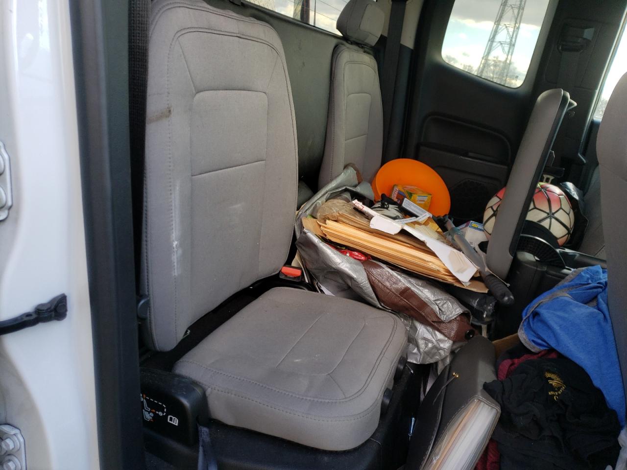 Photo 6 from auction – 2016 GMC CANYON with VIN 1GTH6BEA1G1137158