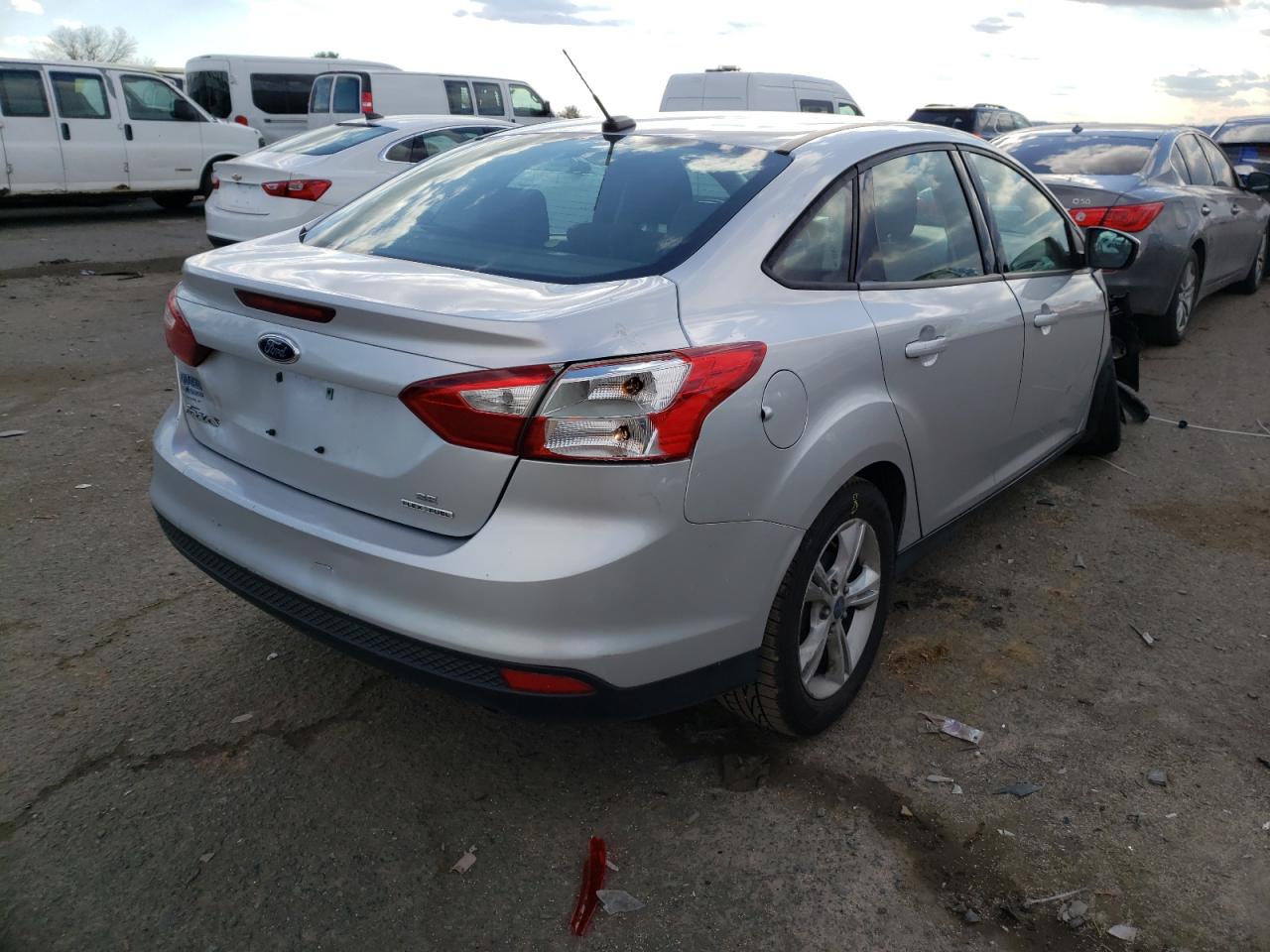 Photo 4 from auction – 2013 FORD FOCUS SE with VIN 1FADP3F2XDL114475